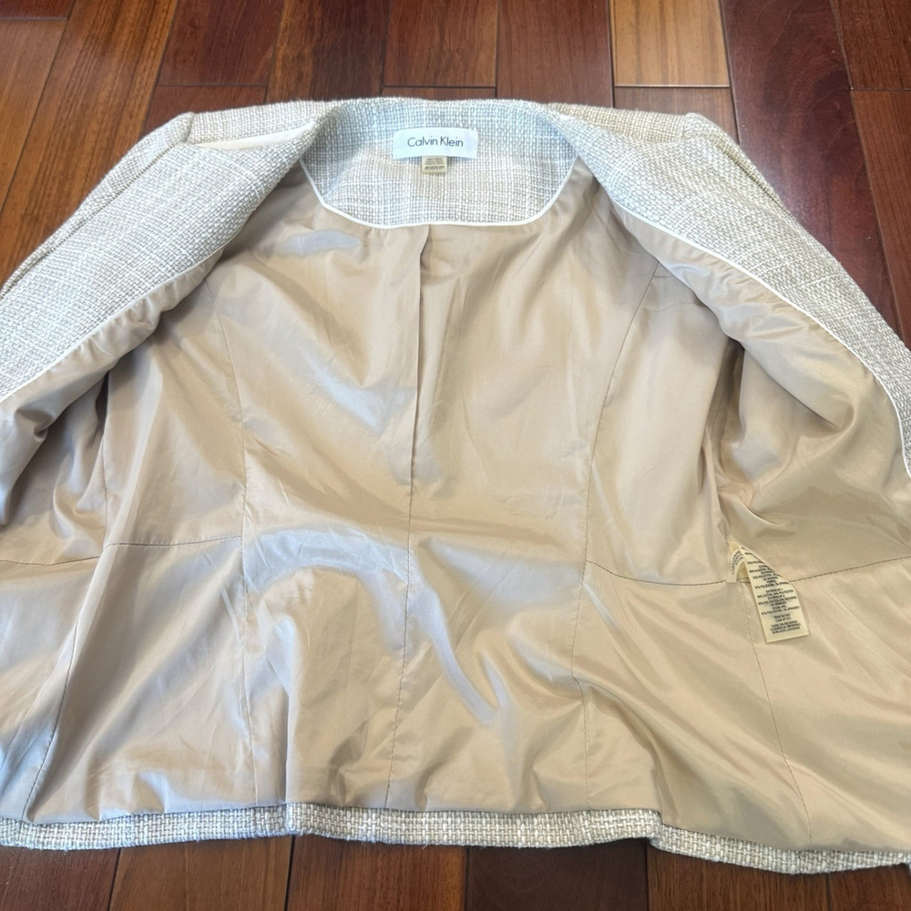 Calvin Klein Cotton Blend Tweed Blazer Jacket Size:4P Ivory Zip up Lined Pockets - Picture 11 of 14